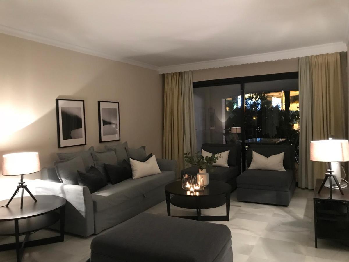 Large And Elegant In Puerto Banus With Pools And Paddle Marbella Exterior foto