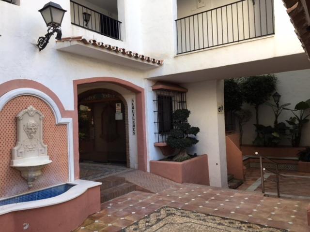 Large And Elegant In Puerto Banus With Pools And Paddle Marbella Exterior foto